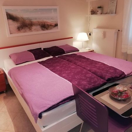 Room Sarah Рийека Екстериор снимка