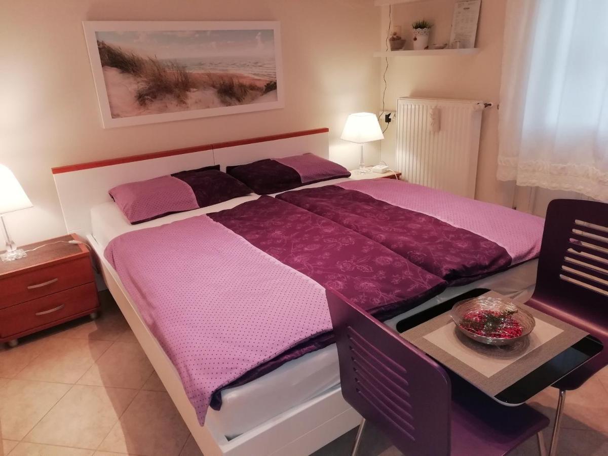 Room Sarah Рийека Екстериор снимка